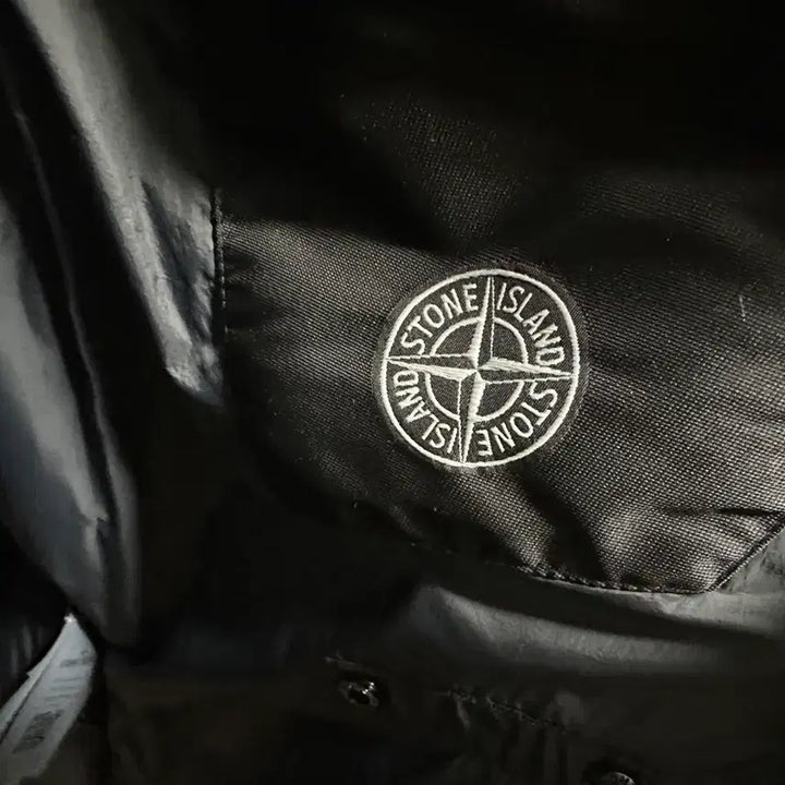 [BUNJANG] Stone Island Garment Dyed Crinkle Reps 24FW Jacket / 스톤 아일랜드 가먼트 다이드 블랙 크링클랩스 24fw xxl 판매합니다.