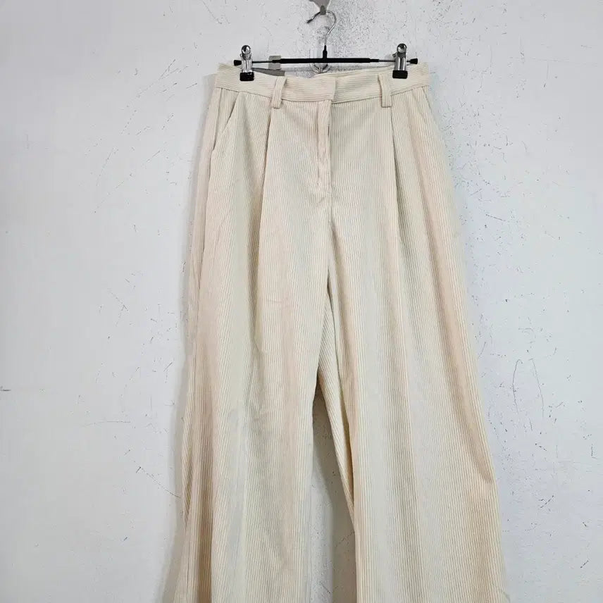 [SOLD OUT] 아이보리 코듀로이 와이드 팬츠