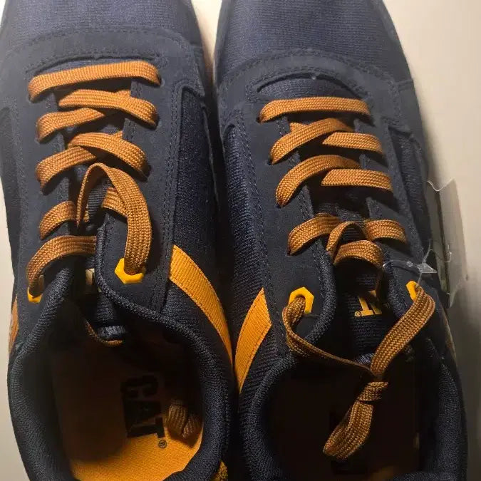 [BUNJANG] CAT CF747 Hiking Boots / CAT CF747 운동화