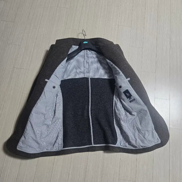 [SOLD OUT] 헤지스 브라운 모직 남성 자켓