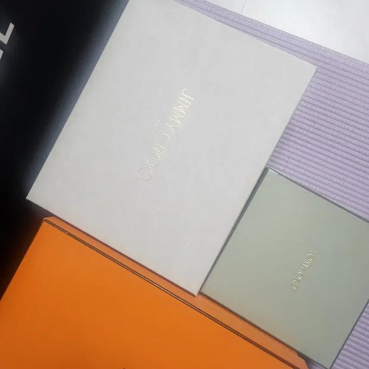 [BUNJANG] Chanel Shopping Bag + Hermes/Tom Ford/Jimmy Choo Boxes / 샤넬 쇼핑백 + 에르메스/톰포드/지미추 박스