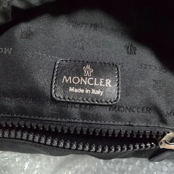 [BUNJANG] Moncler Nylon Quilted Backpack / 몽클 나이롱백팩