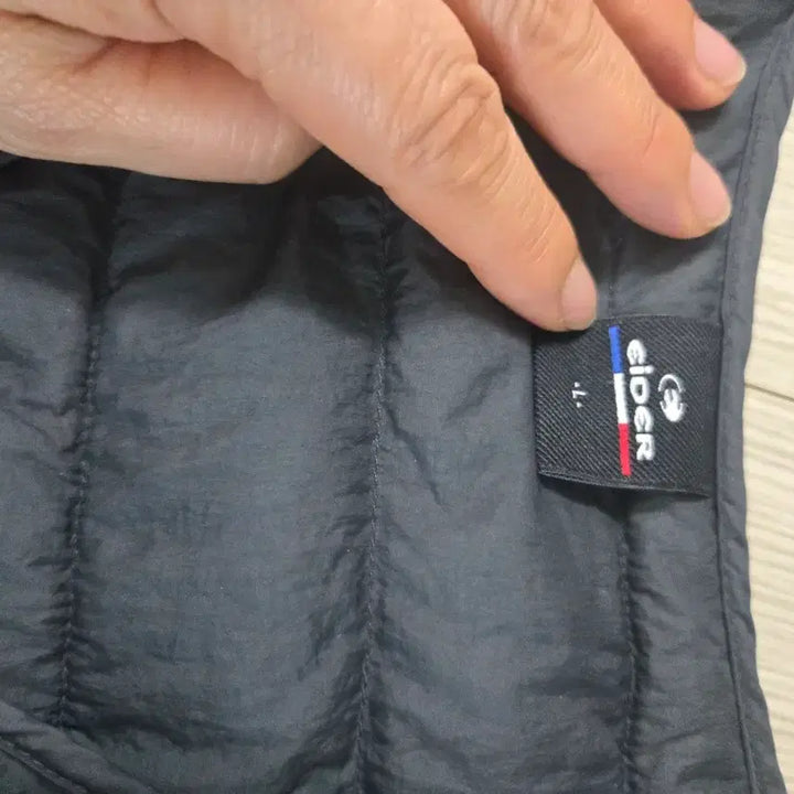 [SOLD OUT] 아이더 그레이 경량 패딩 조끼