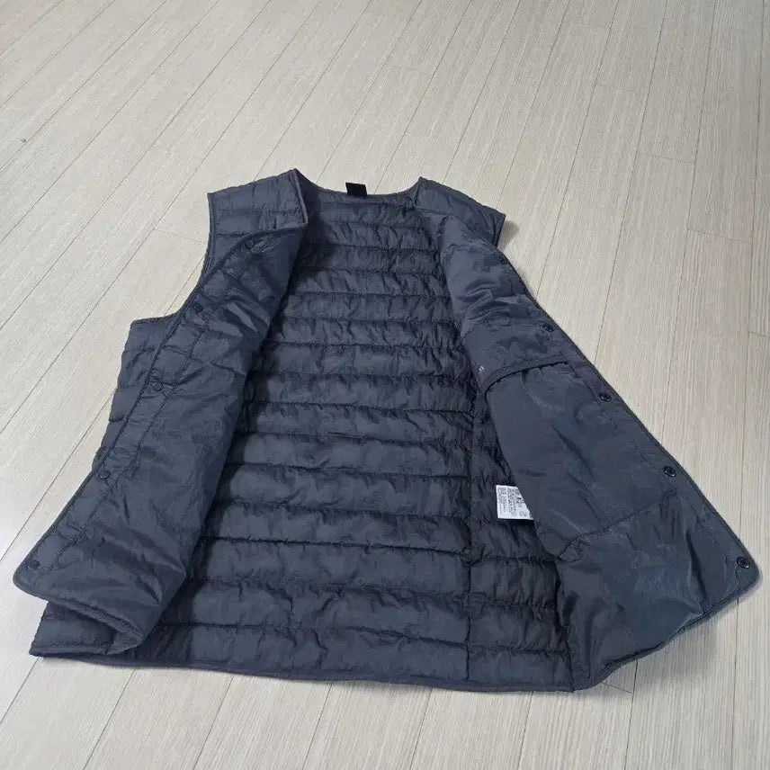[SOLD OUT] 아이더 그레이 경량 패딩 조끼