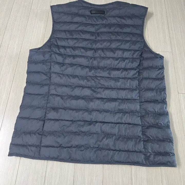 [SOLD OUT] 아이더 그레이 경량 패딩 조끼