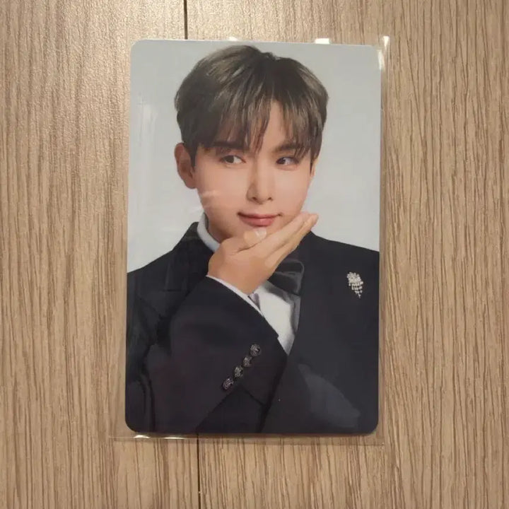 [SOLD OUT] SS10 japan 랜덤토이 려욱 양말  EC6000엔 특전