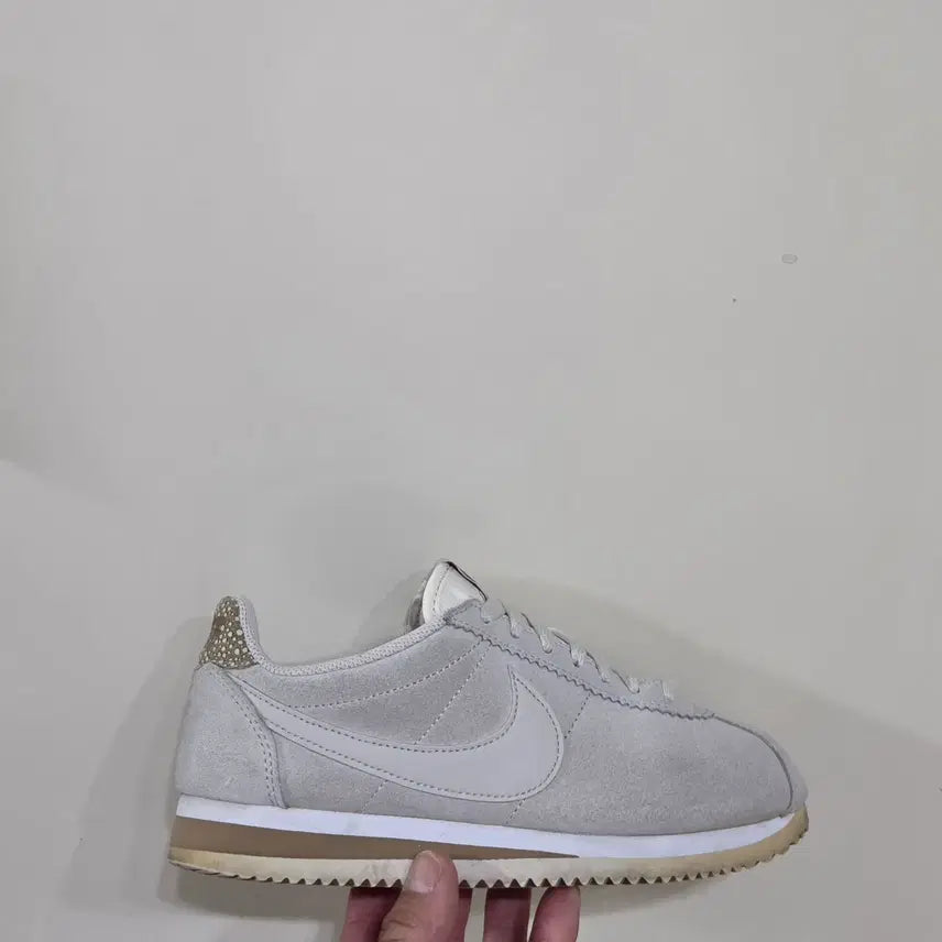 [BUNJANG] Nike x Maria Sharapova Classic Cortez Premium Sneakers / [240] 나이키X마리아샤라포바 클래식 코르테즈 프리미엄ㅡ단종매물,최저가