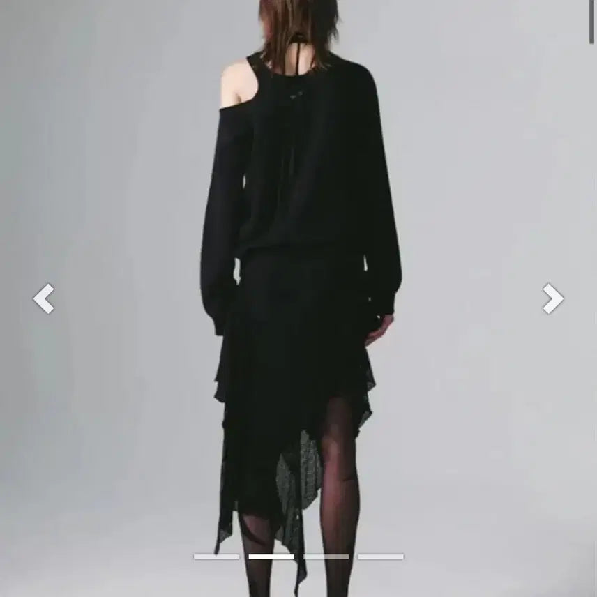 [BUNJANG] NACHE Slit Layered Sweatshirt / 나체 NACHE 슬릿 레이어드 맨투맨
