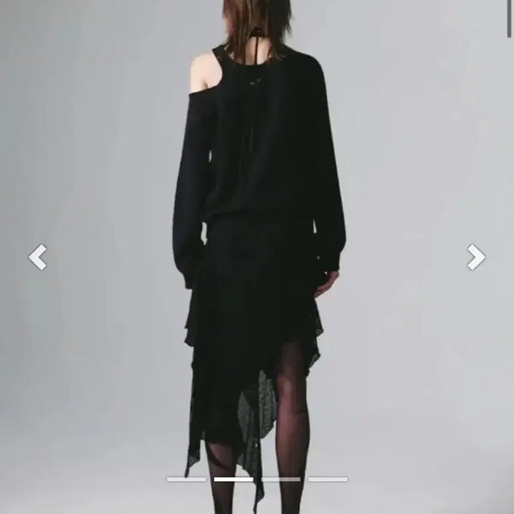 [BUNJANG] NACHE Slit Layered Sweatshirt / 나체 NACHE 슬릿 레이어드 맨투맨