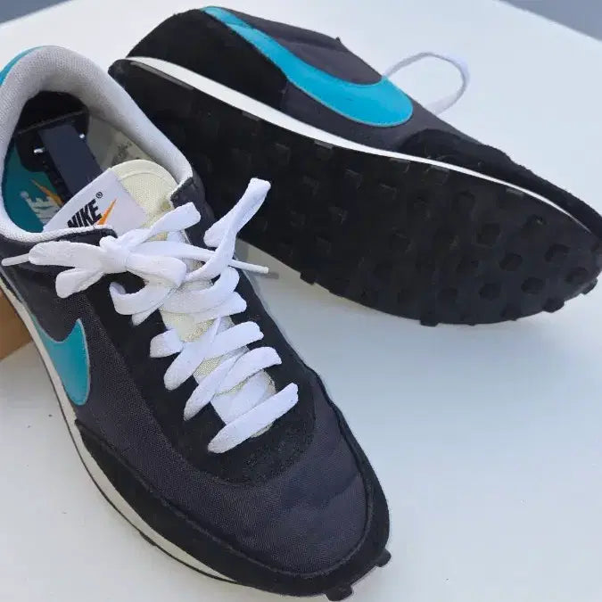 [BUNJANG] Nike Daybreak Aqua Black Sneakers / 나이키 데이브레이크 아쿠아 블랙 250