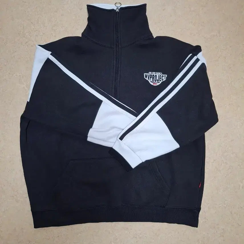 [BUNJANG] WVPROJECT Half Zip-up Black White / WVPROJECT 하프집업 블랙 화이트