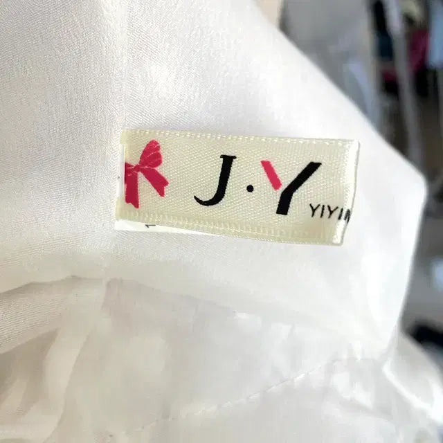 [BUNJANG] J.Y White Lace Embellished Dress / J.Y 제이와이 화이트 레이스 장식 원피스