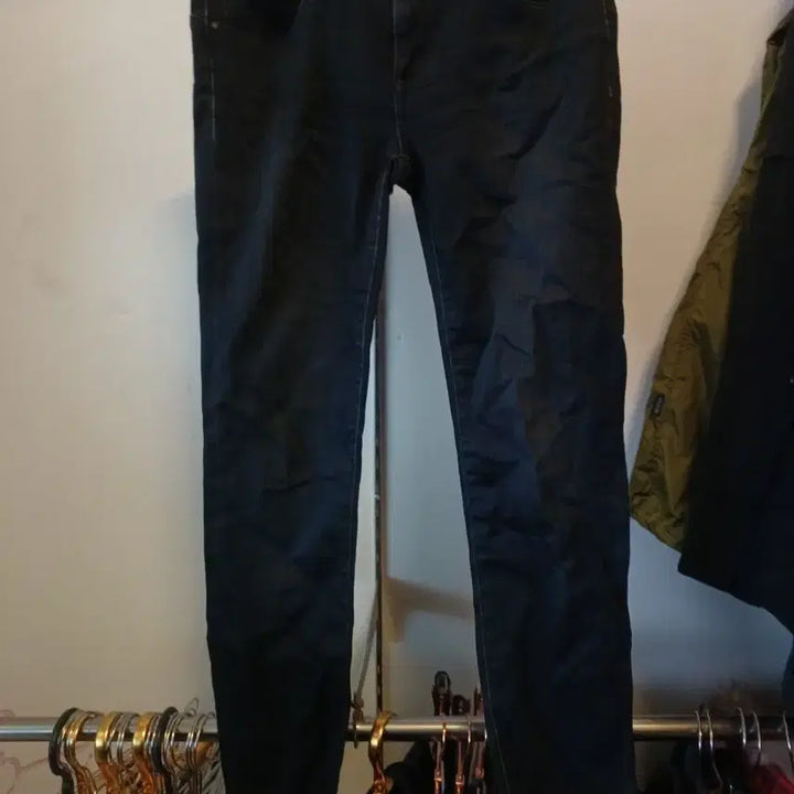 [BUNJANG] Calvin Klein Black Denim Pants (Size 30) / 캘빈클라인 블랙 데님 바지 30