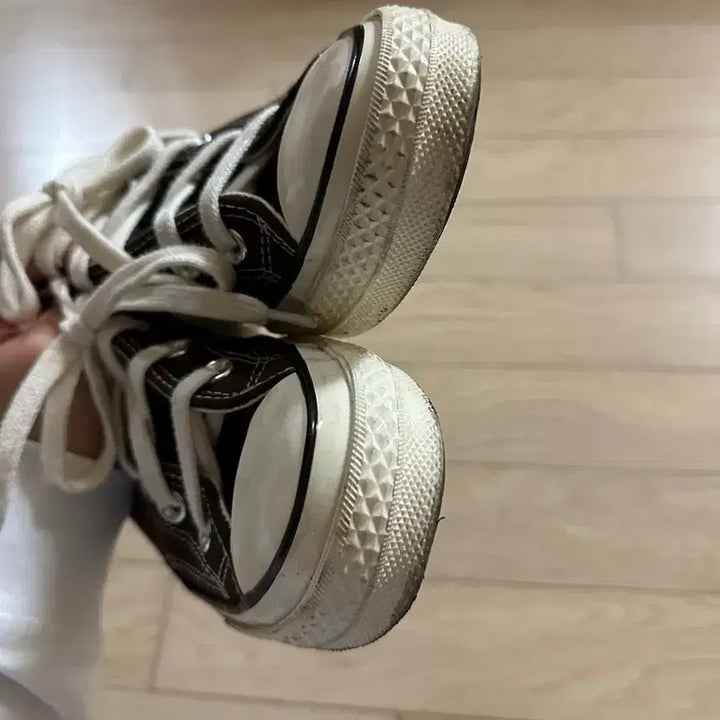 [SOLD OUT] 컨버스 척 70 로우 다크 루트 235