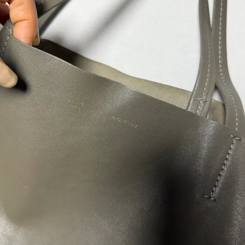[BUNJANG] Celine Cabas Shoulder Bag (Gray) / 셀린느 카바스 숄더백 (그레이)