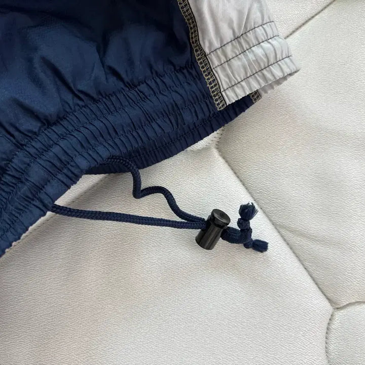 [BUNJANG] Puma Track Pants (Navy/Gold) - Size L / 푸마 네이비 골드 트랙 팬츠 L 허리 31-34