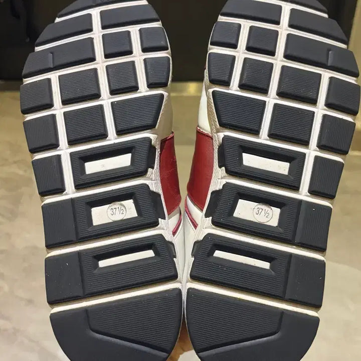 [BUNJANG] Gucci Interlocking Murray Sneakers / 구찌(Gucci) 인터로킹 머레이 스니커즈