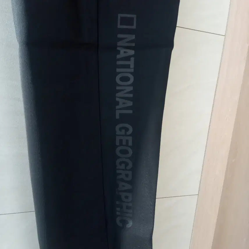 [BUNJANG] National Geographic Training Pants XL / 내셔널지오그래픽 춘추용 트레이닝 XL 새상품 블랙