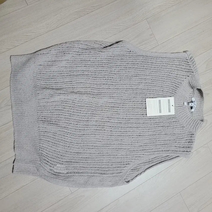 [BUNJANG] Artifactcs Beige Knit Vest / 아트이프액츠 미사용품 베이지색 니트 조끼