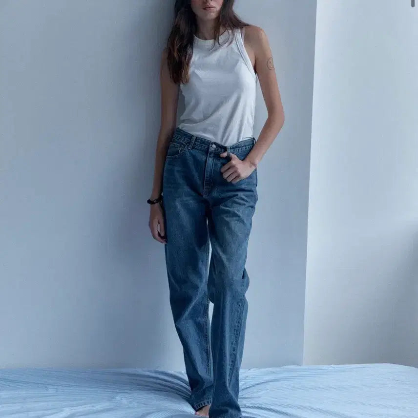 [BUNJANG] Low Classic Slim Straight Denim Jeans / 로우클래식 슬림 스트레이트 데님 블루 s