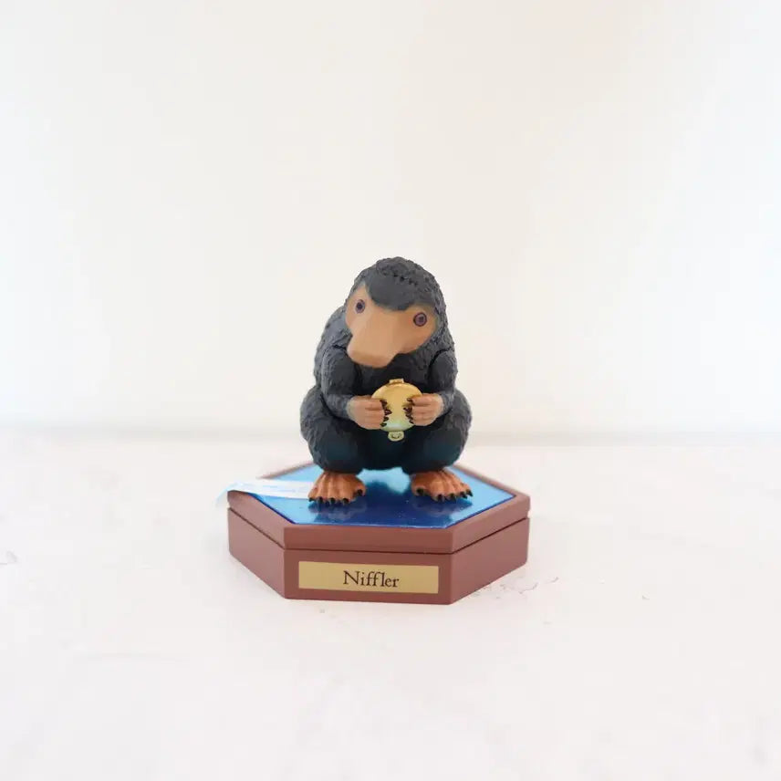 [BUNJANG] Universal Studios Japan Niffler Figure / 유니버설 스튜디오 재팬 한정 매지컬 크리처스 컬렉션 니플러 피규어