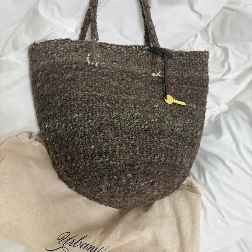 [BUNJANG] URBANIC30 Tote Bag with Key Charm / 얼바닉30토트백