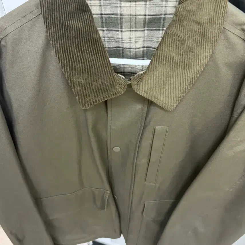 [SOLD OUT] 유니클로 퍼프테크 유틸리티 자켓 L 바버맛