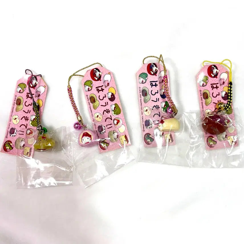[BUNJANG] Kitty Character Goods Wagashi Series Strap / 키티스트랩 화과자 시리즈 (딸기모찌, 토끼모찌, 양갱, 도리야키)