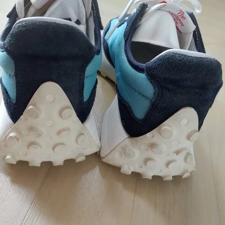 [BUNJANG] New Balance 327 Blue Sneakers / 뉴발란스 327 블루 스니커즈  245
