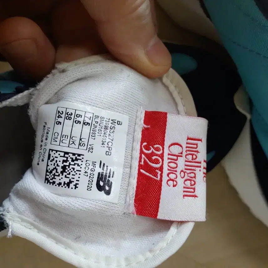 [BUNJANG] New Balance 327 Blue Sneakers / 뉴발란스 327 블루 스니커즈  245