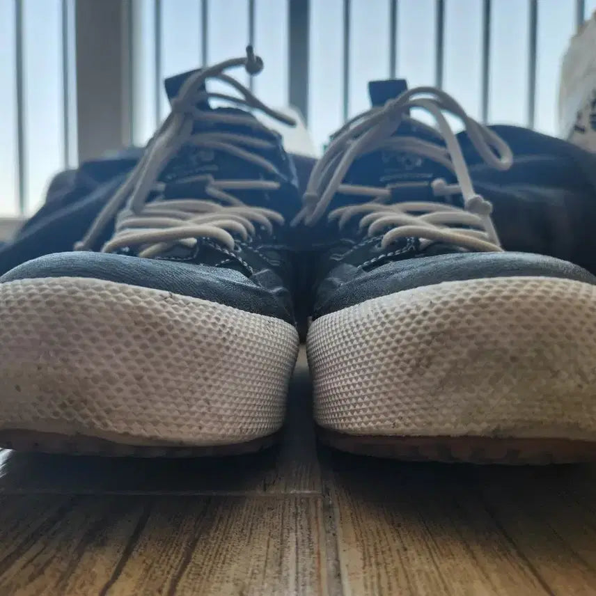 [BUNJANG] Vans MTE Half Cab Gore-Tex Black Sneakers / 반스 MTE 하프 캡 고어텍스 블랙 (280)