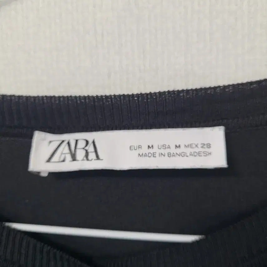 [BUNJANG] Zara Black Cropped Cardigan / 자라 블랙 크롭 가디건