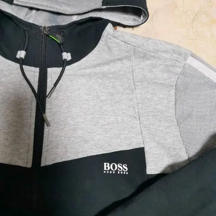 [BUNJANG] Boss Black/Gray Hoodie Zip-up L / 휴고보스 BOSS 블랙/회색 후드집업 L