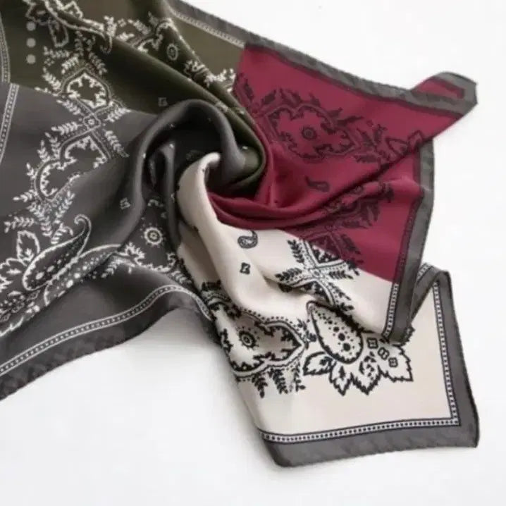 [BUNJANG] Patterned Silk Scarf / 패턴 스카프 (새상품)