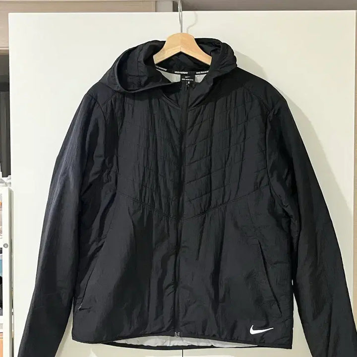 [BUNJANG] Nike Aerolayer Repel Hooded Running Jacket - Black / [XL]나이키 에어로레이어 리펠 후드 러닝 자켓 블랙