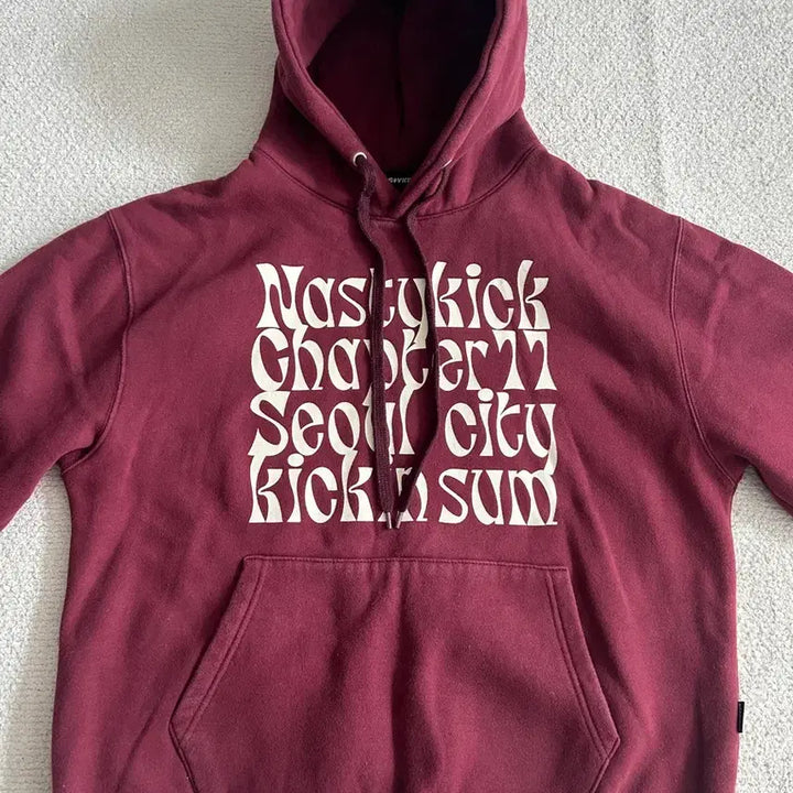 [BUNJANG] Nasty Kick Burgundy Hoodie (M) / [M] 네스티킥 버건디 후드티
