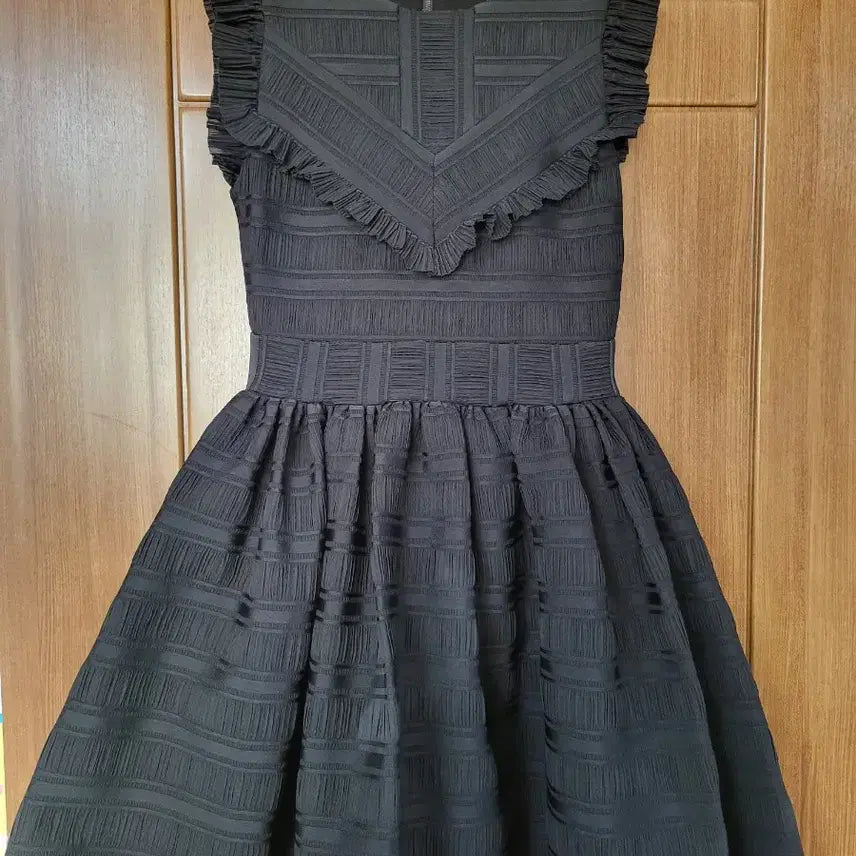 [SOLD OUT] 마쥬 MAJE 블랙 프릴 원피스 / 사이즈2