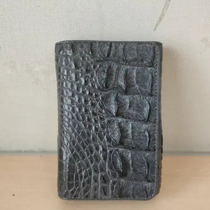 [BUNJANG] Real Crocodile Leather Bi-fold Wallet / 리얼 크로커다일 가죽 반지갑
