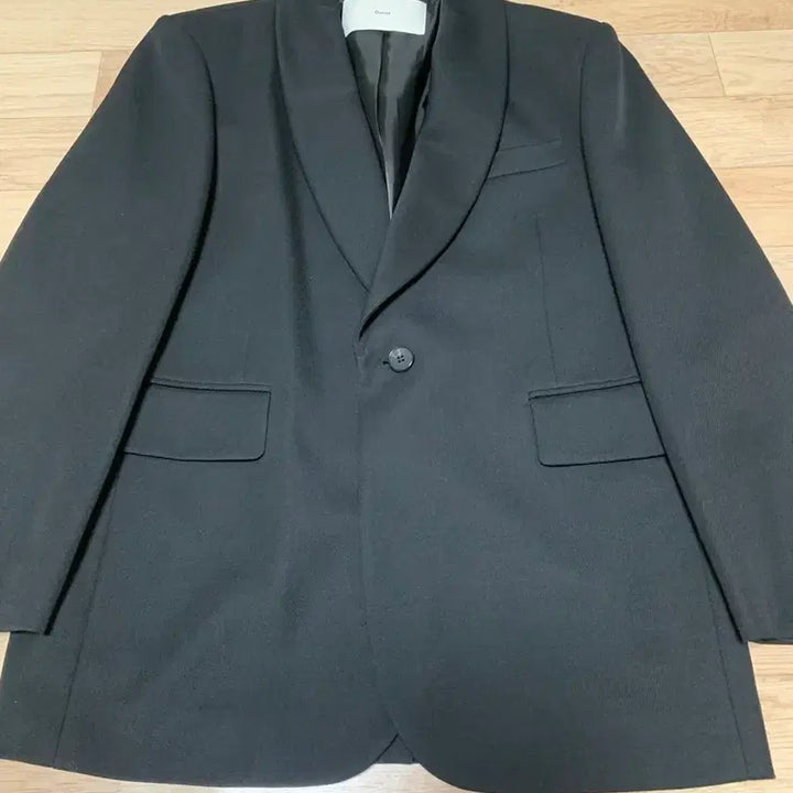 [BUNJANG] Dunst Wool Shoulder Collar Blazer / 던스트 숄카라 울 블레이저