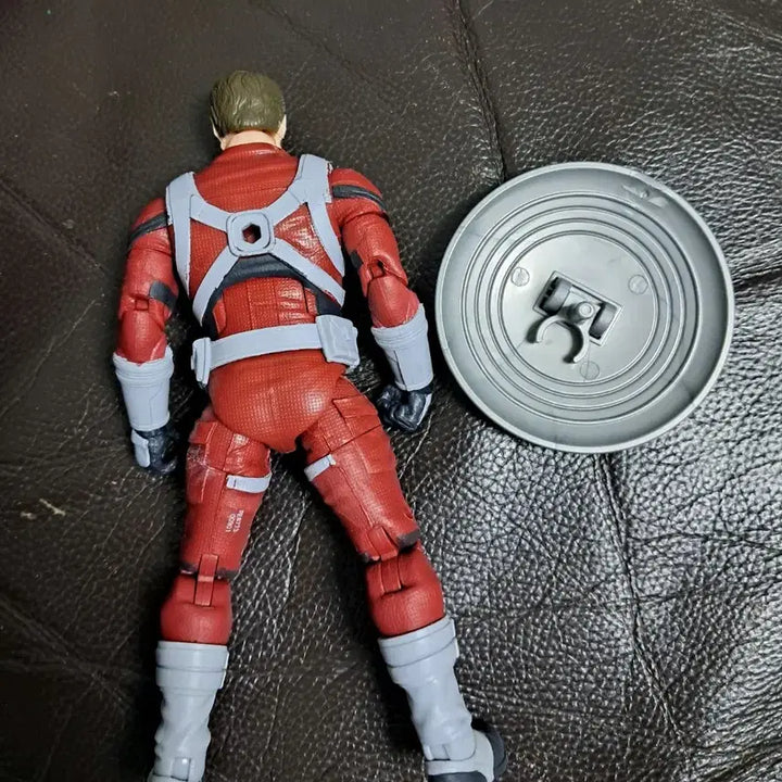 [BUNJANG] Marvel Legends Red Guardian Action Figure / 마블레전드 레드가디언 피규어