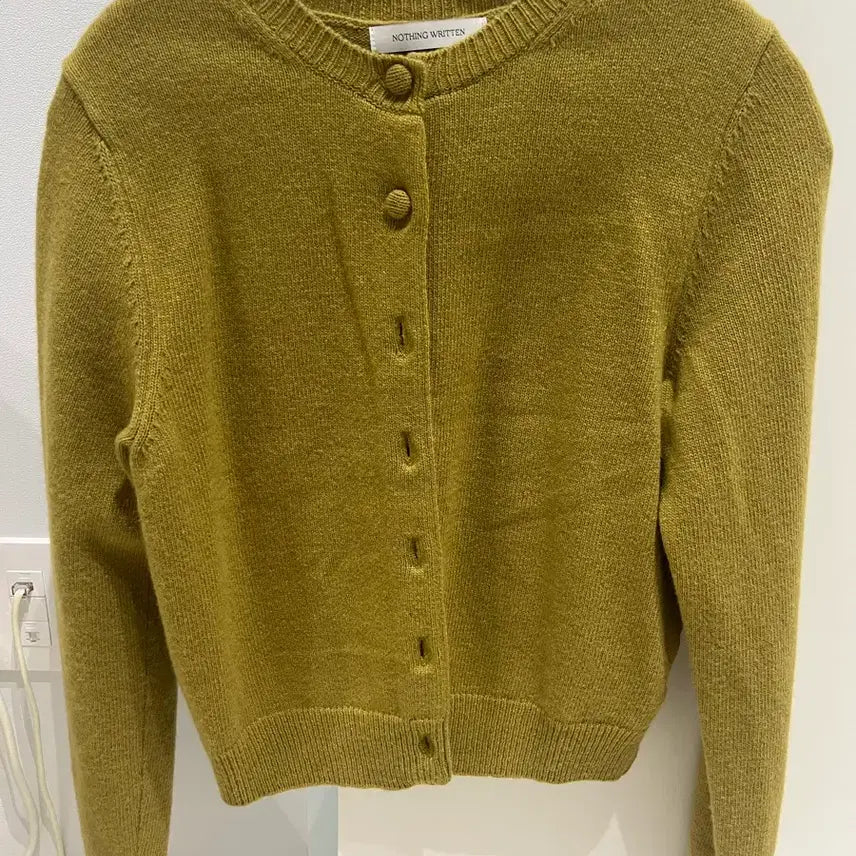 [BUNJANG] Nothing Written Diene Round Cardigan Olive / 낫띵리튼 Diene 라운드 가디건 올리브