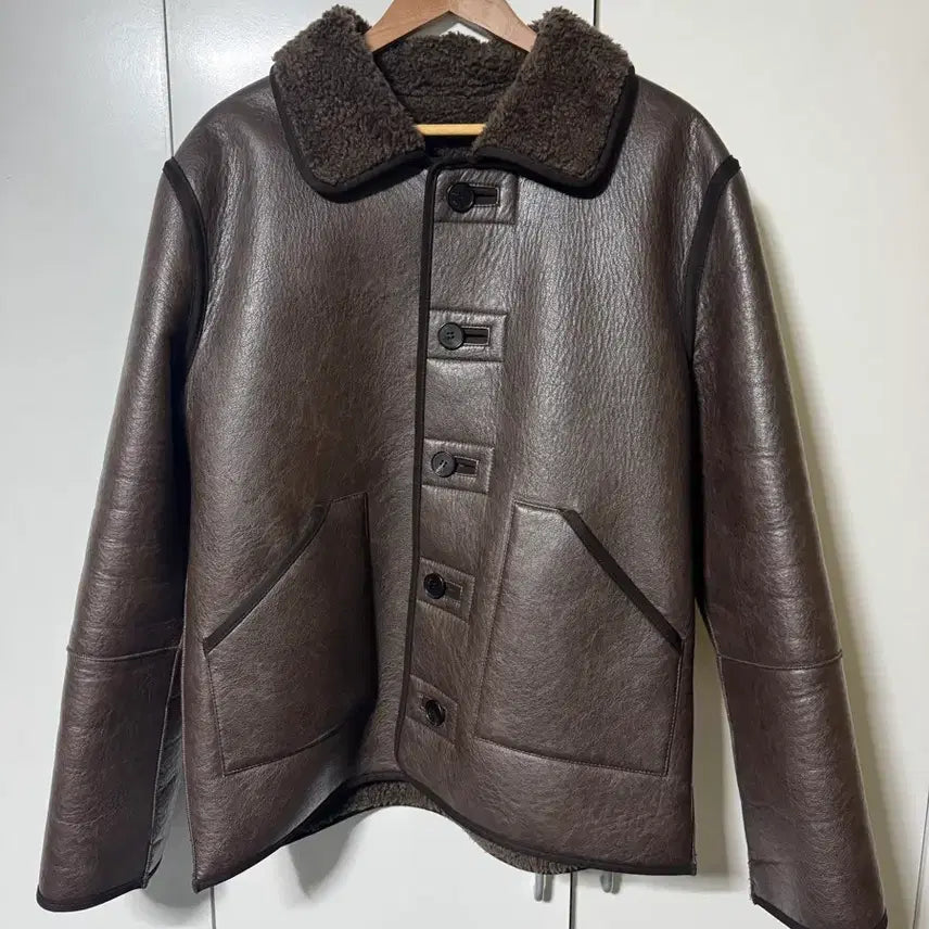 [BUNJANG] LABEL ARCHIVE Reversible Mouton / 라벨아카이브 리버서블 무스탕