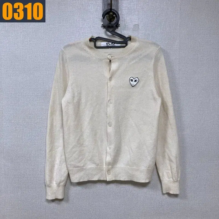 [BUNJANG] Comme des Garcons White U-Neck Cardigan / 95 꼼데가르송 화이트 유넥 가디건