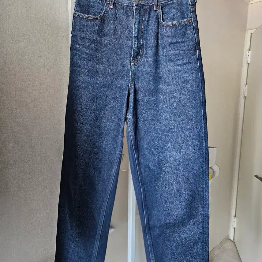 [BUNJANG] COS Tapered Leg Ankle Length Jeans / COS Tapered leg High nss Ankle length,코스