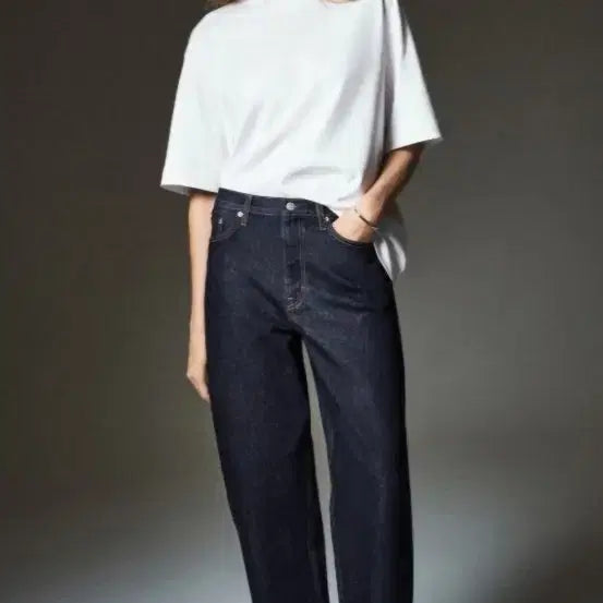 [BUNJANG] COS Tapered Leg Ankle Length Jeans / COS Tapered leg High nss Ankle length,코스