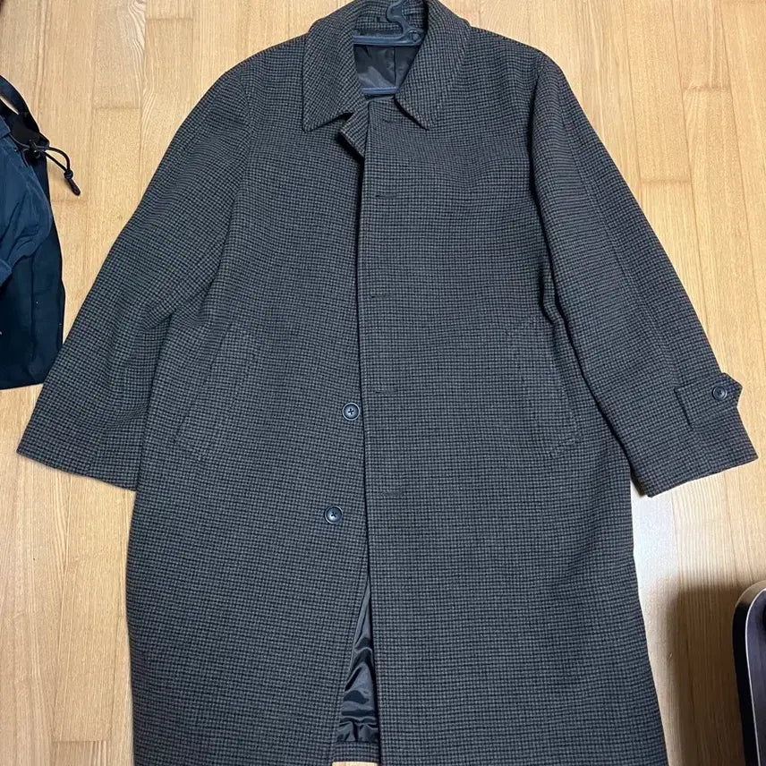 [BUNJANG] Uniqlo Brown Check Coat / 유니클로 발마칸 코트(체크)