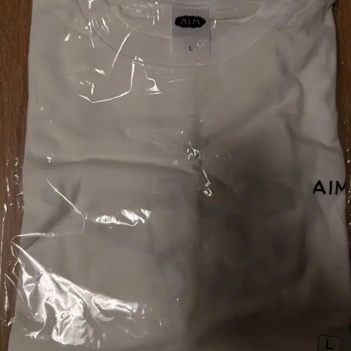 [BUNJANG] Aimyong Airplane Safety T-shirt / 아이묭 티셔츠