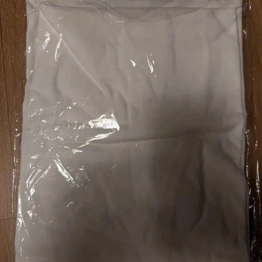[BUNJANG] Aimyong Airplane Safety T-shirt / 아이묭 티셔츠