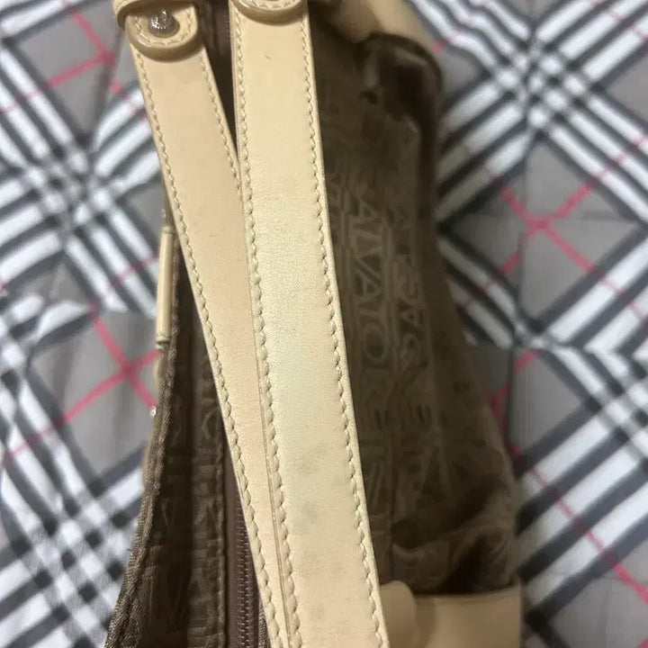 [BUNJANG] Ferragamo Shoulder Bag L25042FE / 페라가모 숄더백 L25042FE