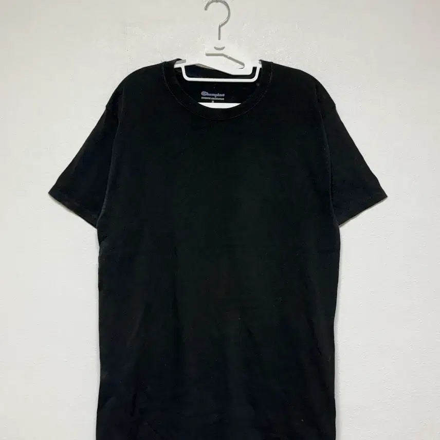 [BUNJANG] Champion Black T-Shirt (Size M) / 챔피온 블랙 반팔티 M